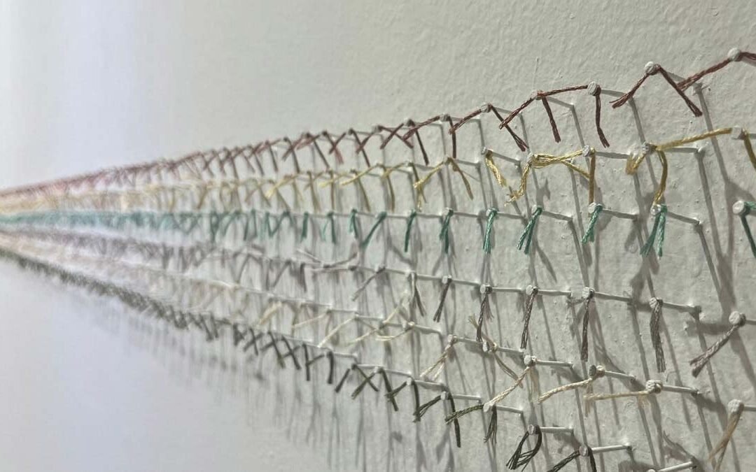 Hening: Betty Susiarjo’s Quiet Cosmos of Light, Dust, and Repetition – Fine Art Globe